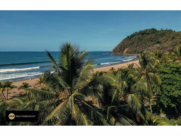 Lot just a few meters from Jaco Beach