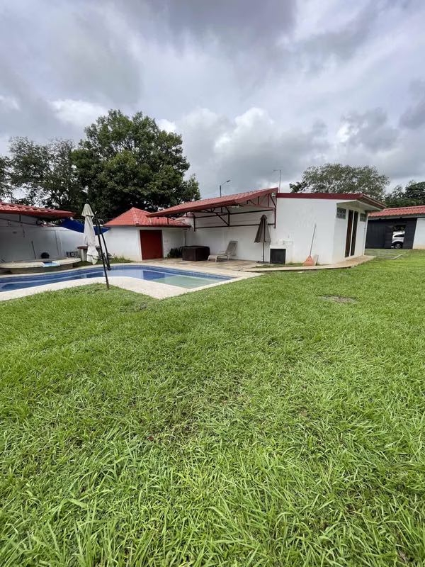 Quinta Esparza San Juan Chiquito, Piscina y Área BBQ – Rebajada
