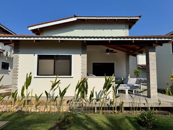 VILLA TORTUGA EN ALQUILER PLAYA POTRERO