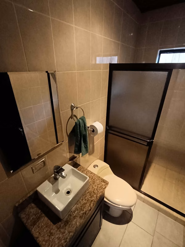 NUEVO PRECIO!!!!!Se vende casa en San Rafael, Alajuela