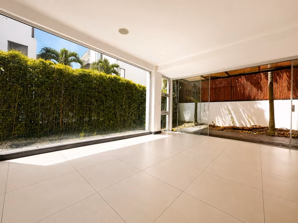 House for Sale in Paseo del Sol Condominium, Santa Ana