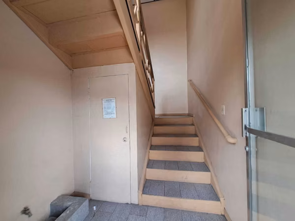 Venta Edificio Desamparados esquinero 2 plantas 7 oficinas