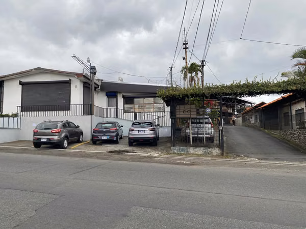 Venta de Propiedad con Bodega y 3 Casas, Sabanilla, San José. 5712