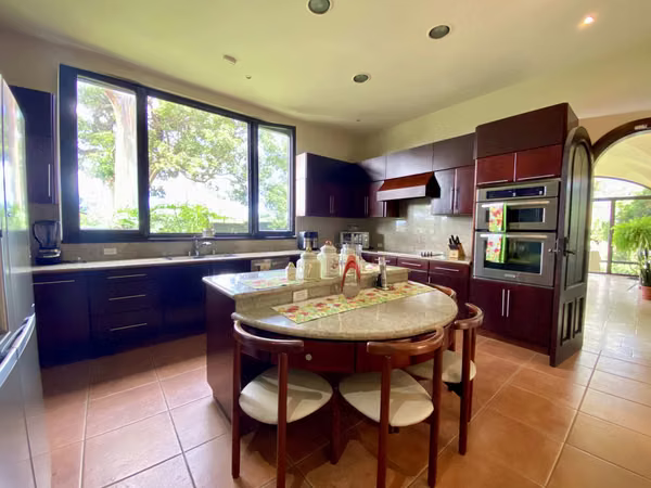 Casa de lujo en condominio en Santo Domingo, Heredia