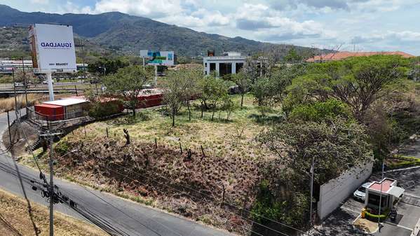 Land for sale in Santa Ana