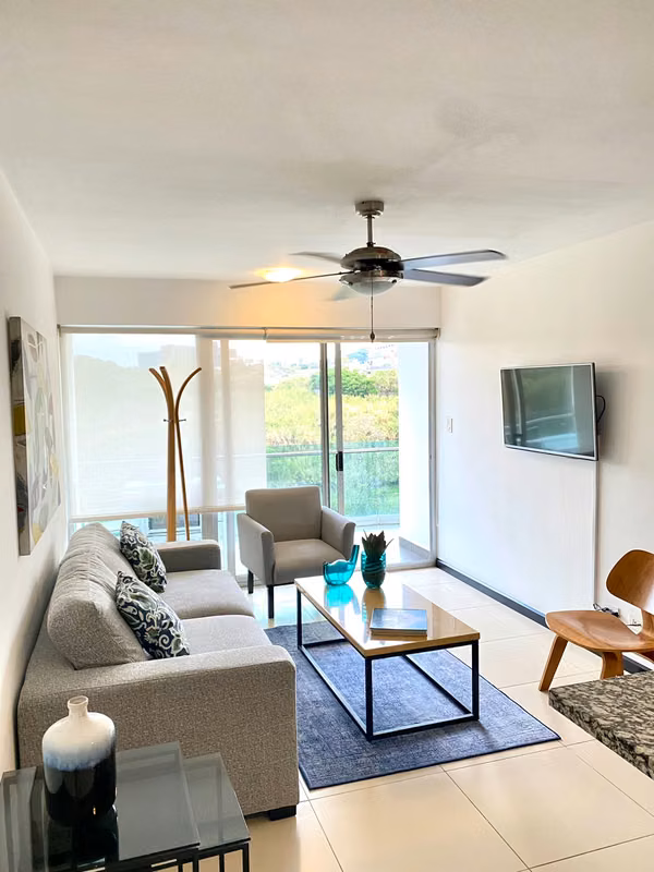 Sale of 2 bedroom apartment in Rohrmoser.