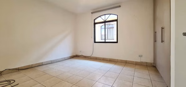 Venta de casa en San Pablo de Heredia.
