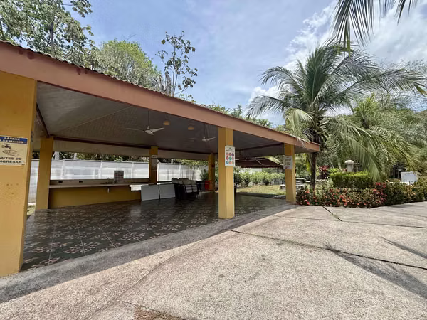 Venta LOTES  en Condominio Villa Verde, A 6 KILOMETROS DE PLAYA MANTAS