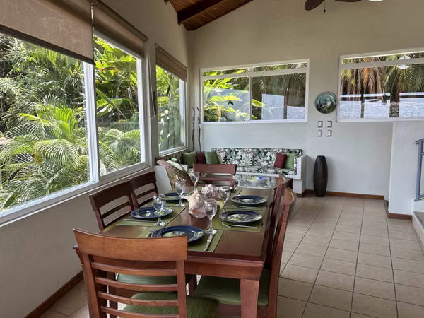 Vendo casa de lujo, en la  playa , completamente amueblada en Condominio Costa Mar.