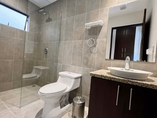 ALQUILER DE APARTAMENTO BOUTIQUE AMUEBLADO - 1 HABITACION - PINARES - CURRIDABAT