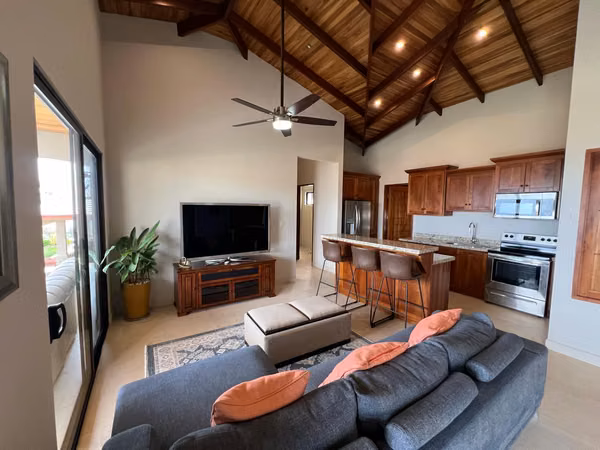 Casa en Alquiler en Naranjo, Casa Pochote II, Residencial Oro Monte, Increíbles Vistas