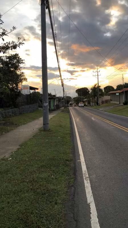 Terreno 4679m2 zona mixta residencial comercial frente a calle publica