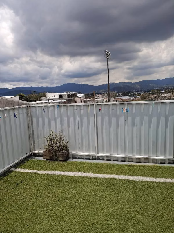 VENTA DE CASA AMPLIA POR EL MOPT EN SAN JOSÉ, USO MIXTO, CIUDAD GOBIERNO
