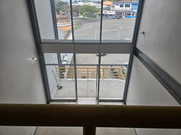 BODEGA-OFICINA-SHOWROOM- SAN JOSE- ROHRMOSER