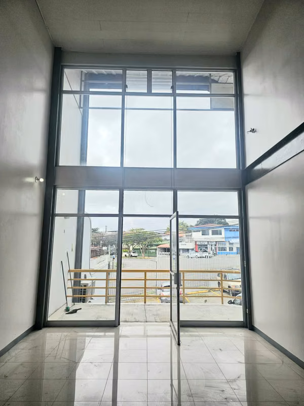BODEGA-OFICINA-SHOWROOM- SAN JOSE- ROHRMOSER