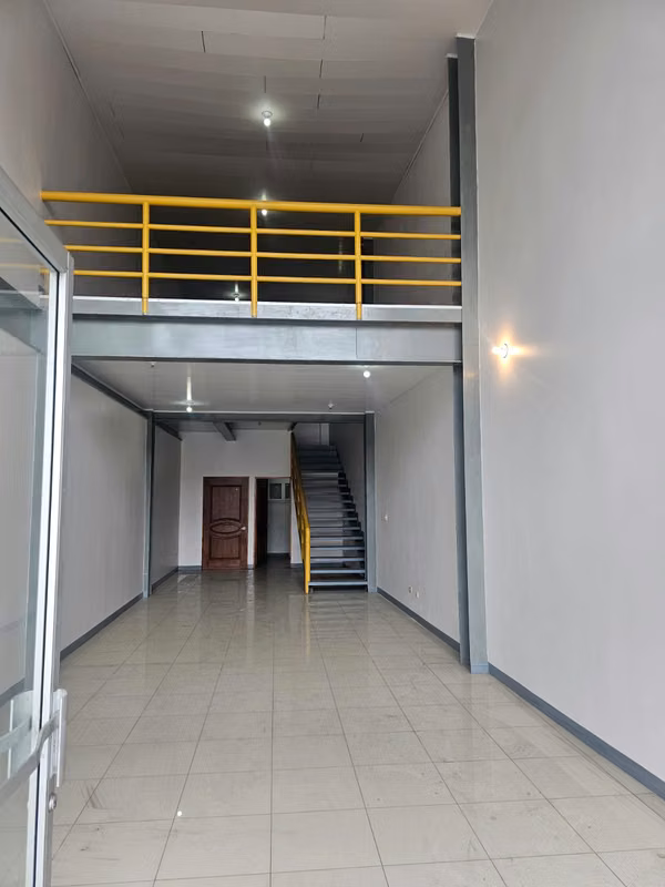 BODEGA-OFICINA-SHOWROOM- SAN JOSE- ROHRMOSER