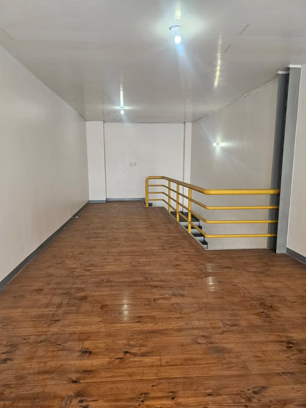 BODEGA-OFICINA-SHOWROOM- SAN JOSE- ROHRMOSER
