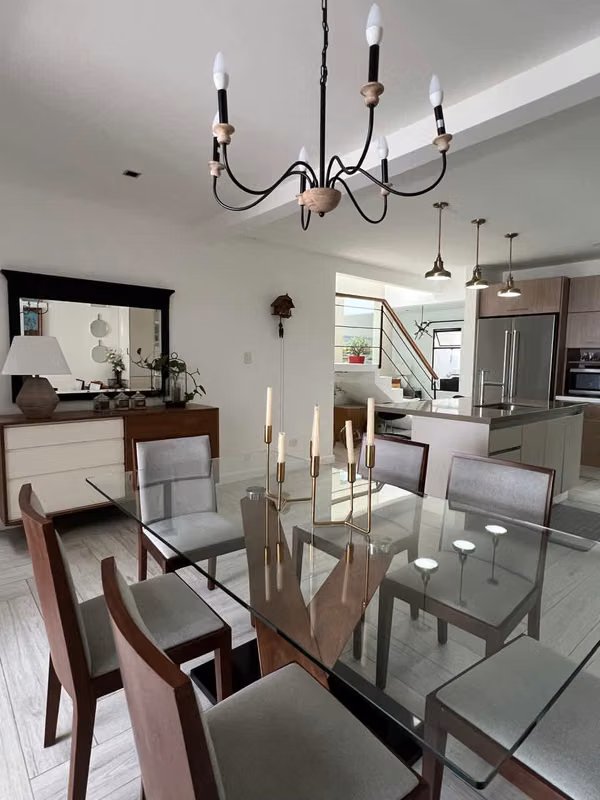SE VENDE CASA EN EXCLUSIVO CONDOMINIO Curridabat (Lomas de Granadilla))