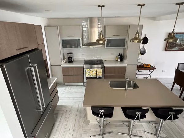 SE VENDE CASA EN EXCLUSIVO CONDOMINIO Curridabat (Lomas de Granadilla))