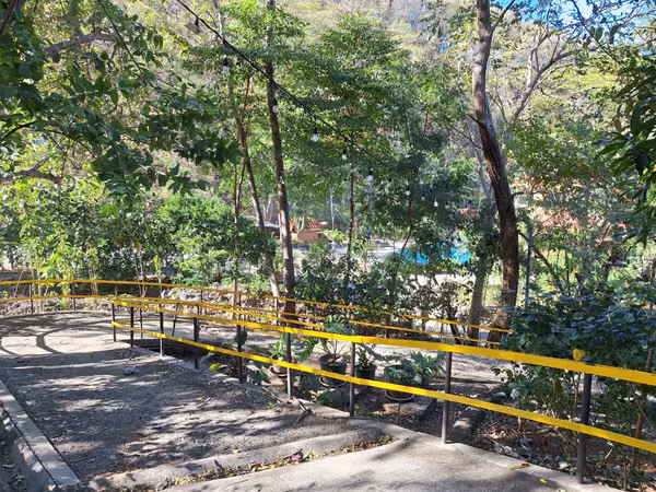 Se vende villa en Playas del Coco