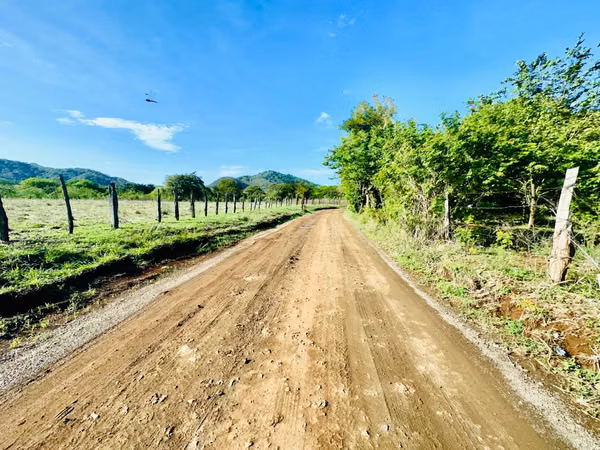 Terreno en venta en La Garita Nueva, Guanacaste | 2.424 m² cerca de Tamarindo