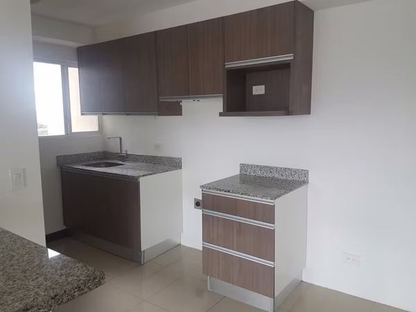 Se vende apartamento en Condominio Torre Camino Real, Alajuela