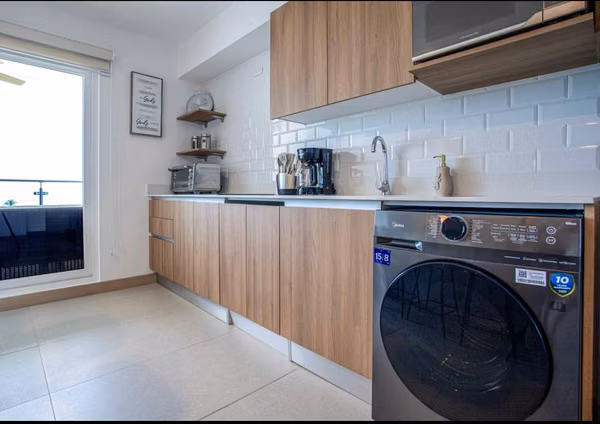Apartamento Amoblado con Vista al Mar en Jacó – Viva Jacó
