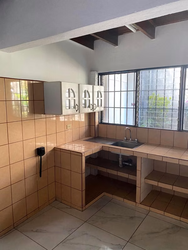 Rentabilidad del 7.5% Edificio de apartamentos en San Pedro 15132