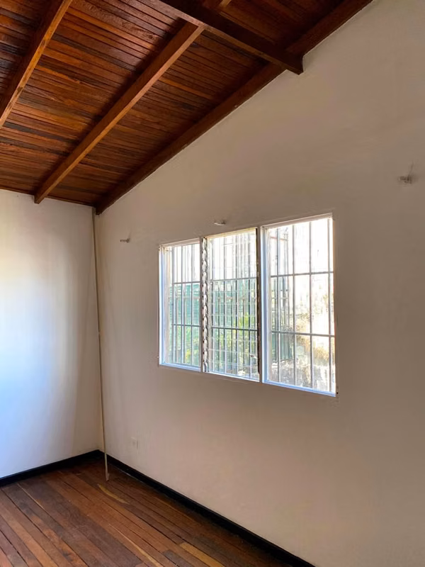 Rentabilidad del 7.5% Edificio de apartamentos en San Pedro 15132
