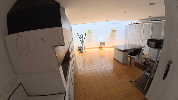 Casa Moderna de 2 Niveles en Moravia | Lista para Habitar. ( JS 1322 9 ).