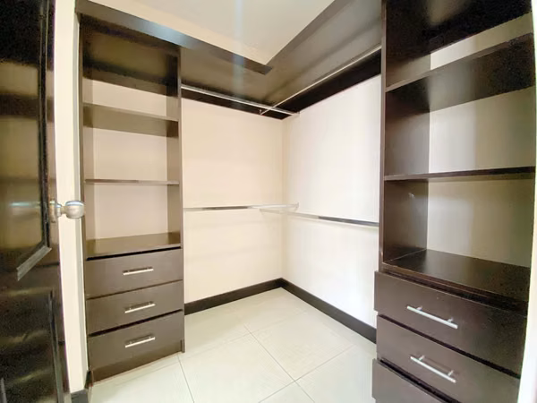 Casa/Condominio - Alquiler / Familiar y seguro / Hatillo, San José
