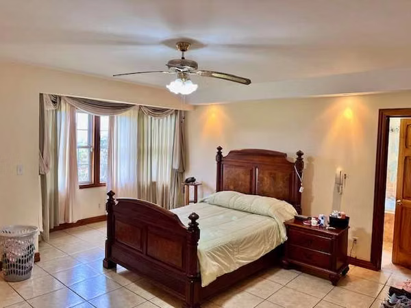 A truly exceptional single-level estate in the heart of San Rafael de Heredia