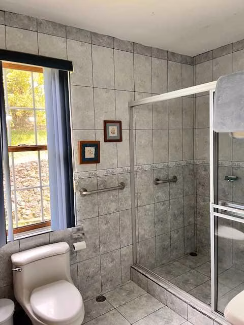 Vivienda cerca del centro de San Rafael 8820m2 terreno
