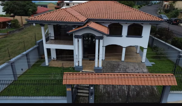 casa en venta un lujo de casa ubicada en Grecia