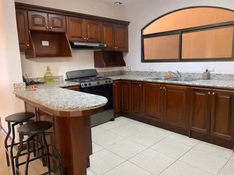 Venta casa Heredia San Joaquin Rio Segundo Condominio