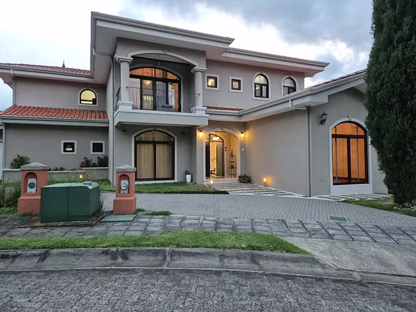 CASA EN CONDOMINIO ROBLE SABANA, CONCEPCION TRES RIOS, COD RS-125