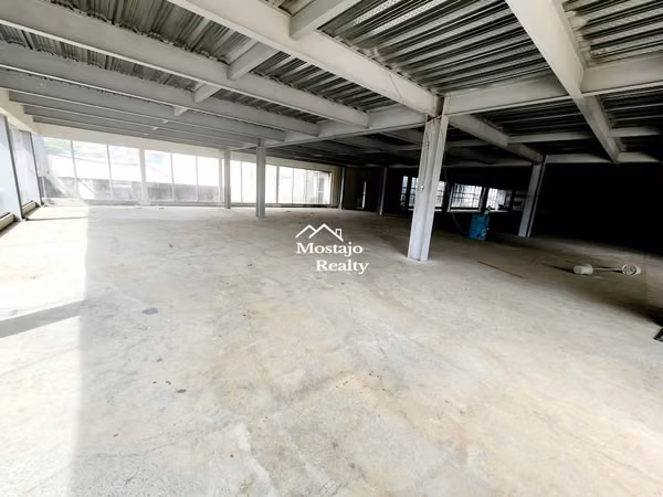 Venta de Edificio Comercial en Pozos de Santa Ana,  Remate Bancario!