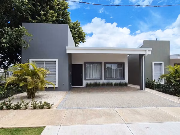 Se Vende Casa Nueva Amueblada Con Piscina Privada