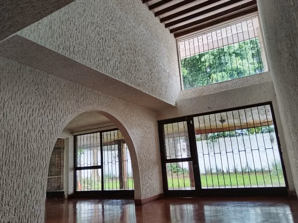 Nunciatura Rohrmoser Casa con Apartamento