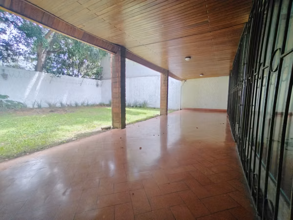 Nunciatura Rohrmoser Casa con Apartamento