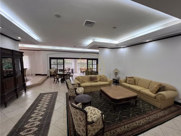 Vendo Hermosa Casa en Lindora de Santa Ana