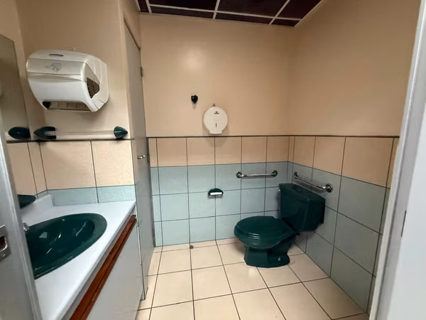 SE VENDE EDIFICIO DE CURRIABAT