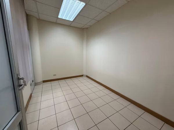 SE VENDE EDIFICIO DE CURRIABAT