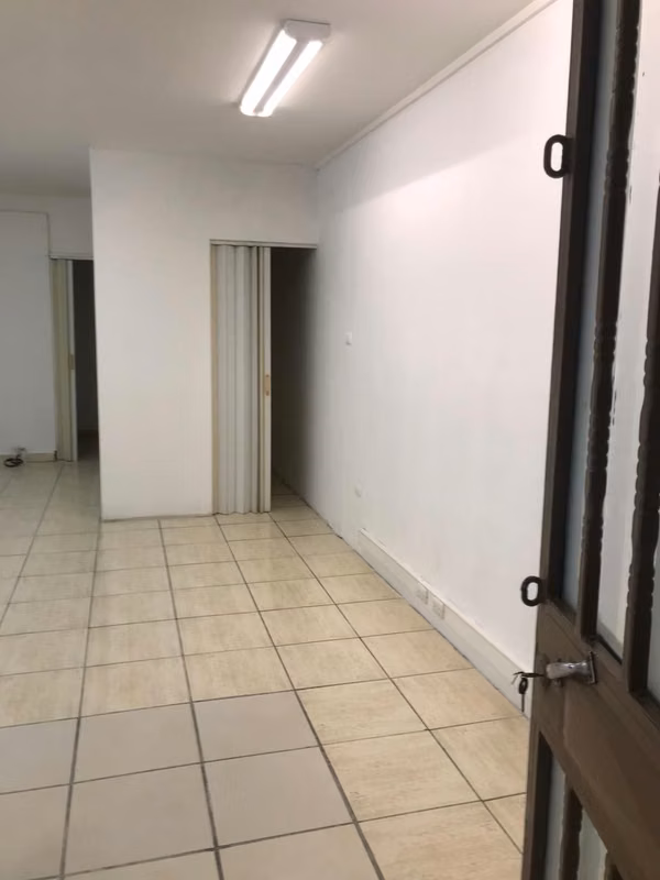 Se Alquila Local Comercial en Escazú Centro
