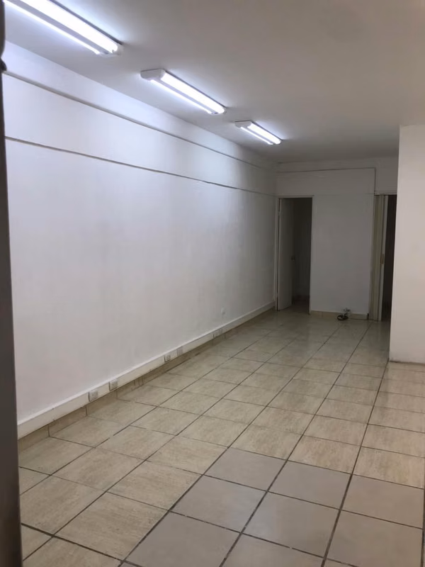 Se Alquila Local Comercial en Escazú Centro