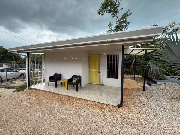 Oportunidad de Inversión Propiedad con Apartaestudio y Casa cerca de Playa Grande
