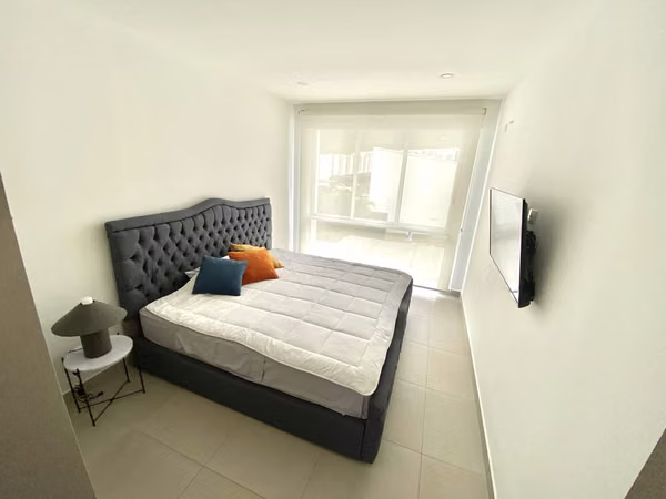 Alquiler de Casa en condominio Santa Ana, Rio Oro