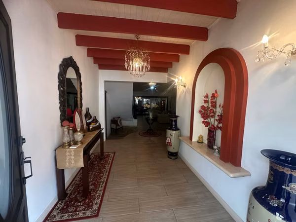 Venta Casa Residencial La Colina Curridabat con piscina, terrazas , vistas