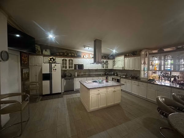 Venta Casa Residencial La Colina Curridabat con piscina, terrazas , vistas