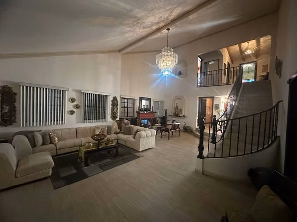 Venta Casa Residencial La Colina Curridabat con piscina, terrazas , vistas